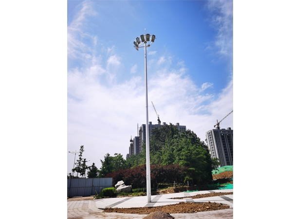 高桿燈安裝現(xiàn)場 (2)